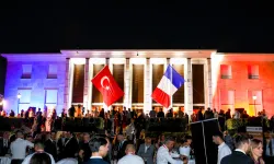 Fransa Milli Günü Ankara'da kutlandı: Büyükelçilerden “Erik Dalı” düellosu