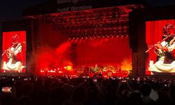 Dünyaca ünlü Gorillaz İstanbul’da sahne aldı