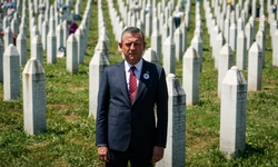 Özgür Özel'den Srebrenitsa mesajı: “İnsanlık suçunu lanetliyorum”