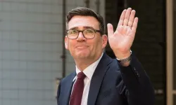 Britanya Başbakanı Starmer, görevinden istifa etti: Yeni başbakan İşçi Partili Burnham oldu