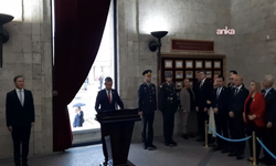Özgür Özel, YENİ Parti genel başkanı olarak Anıtkabir'i ziyaret etti