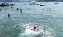 İstanbul'da yüksek dalga engeli: Beykoz'da denize girmek yasaklandı