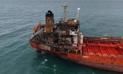 Karadeniz’de dron saldırısında hasar gören tanker Samsun’da karaya oturdu