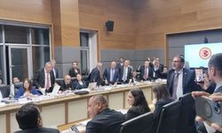 TBMM Adalet Komisyonu'nda söz hakkı kısıtlaması gerekçesiyle İYİ Partili Uz Başkanlık Divanı'na yürüdü
