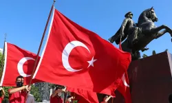 Siyasilerden 30 Ağustos Zafer Bayramı mesajları