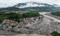 Nepal ve Tibet’te sel felaketi: Can kaybı 750’ye yükseldi