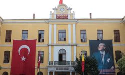 Galatasaray Lisesi'ne geçiş şartları değişti: Galatasaray Ortaokulu mezunlarına yüzdelik dilim barajı getirildi