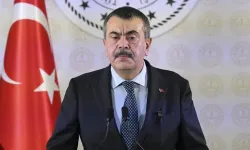 Bakan Tekin'den 'serbest kıyafet' açıklaması