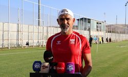 Sivasspor Teknik Direktörü Taşdemir: "Çalışmalarımızı sezona iyi naşlamak adına yaptık"