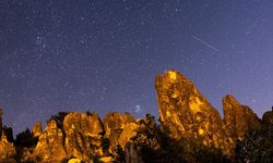 Perseid meteor yağmuru Ankara Abacı Peribacaları’nı aydınlattı