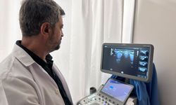 Tiroit hastalıklarına karşı Prof. Dr. Karakurt: "Glutensiz diyet Modası gereksiz, çözüm ilaç ve iyotlu tuzda"