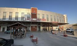 Eskişehir Odunpazarı’nda Porsuk Çayı’na itilen kişi hastaneye kaldırıldı
