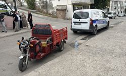 Karabük trafik kazasında elektrikli motosikletteki 4'ü çocuk 5 kişi yaralandı