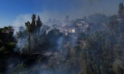 Malatya Darende'deki yangında 3 kişi dumandan etkilendi