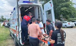 Ordu Ünye’de denizde boğulma tehlikesi geçiren 2 kardeş hastaneye kaldırıldı