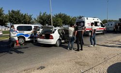 Şanlıurfa Eyyübiye'de silahlı saldırı cinayetle bitti: Hareket halindeki araçta 1 ölü, 1 yaralı