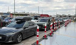 Kapıkule’de gurbetçi yoğunluğu rekor kırdı: 3 milyon 700 bin yolcu giriş-çıkış yaptı
