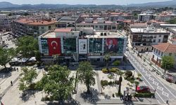 Menderes Belediyesi'nden Başkan Çiçek'in gözaltına alındığı operasyona ilişkin açıklama