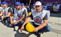 Maaşlar düzenli ödenmeyince eşi çalışmaya başladı; altı ay sonra kalp krizinden yaşamını yitirdi