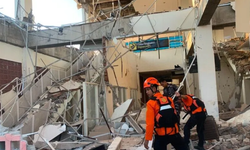 Endonezya'daki depremde 51 kişi yaşamını yitirdi: 900'den fazla ev yıkıldı