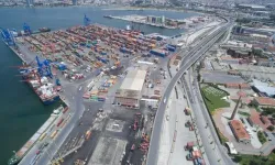 İzmir Limanı'nın Türkiye Varlık Fonu'na devri tamamlandı: İşletme hakkı Alport'a verildi