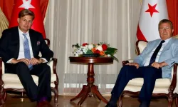 KKTC Başbakanı Ünal Üstel, Alman Milletvekili Maximilian Krah'ı kabul etti
