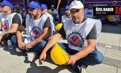 Maaşlar düzenli ödenmeyince eşi çalışmaya başladı; altı ay sonra kalp krizinden yaşamını yitirdi