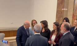 Çerçeve yasa teklifi görüşmesi öncesi Dem Partililer Bahçeli ile tokalaştı
