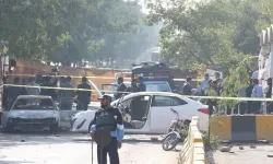 Pakistan'da camiye saldırı: En az 16 kişi hayatını kaybetti