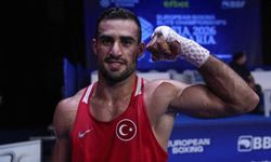 Türk boksör Emrah Yaşar, Avrupa Şampiyonası'nda finalde!