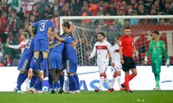 Türkiye, Uluslar Ligi’nde İtalya’ya 4-1 mağlup oldu