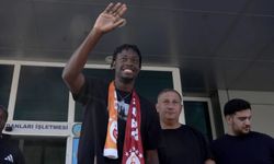 Bitshiabu Galatasaray’da: Transfer KAP’a bildirildi
