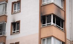 Mamak'ta apartmanda korkutan yangın: Mahsur kalan anne ile oğlunu itfaiye kurtardı
