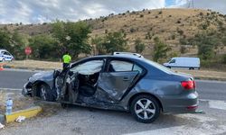 Çankırı trafik kazası: D-100'de iki araç çarpıştı, 3 kişi yaralandı