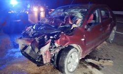 Sivas Suşehri'nde trafik kazası: Traktör ile otomobil çarpıştı, 3 yaralı