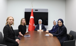 Bakan Göktaş: Sosyal medya düzenlemesinde yaş doğrulama değerlendirildi