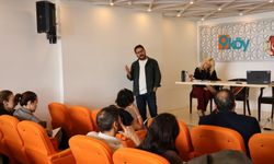 Çocuğun üstün yararı için gazeteci ve avukatlara “ortak dil” çağrısı