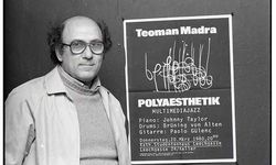 Teoman Madra’nın 60 yıllık sanat serüveni Ayvalık Orhan Peker Sanat Galerisi'nde