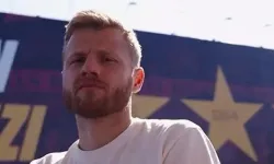 Galatasaray’ın eski futbolcusundan sürpriz karar