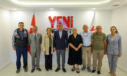 Özgür Özel, 10 Ekim Barış Derneği heyetiyle bir araya geldi
