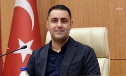 İçişleri Bakanlığı duyurdu: Çukurova Belediye Başkanı Emrah Kozay görevden uzaklaştırıldı