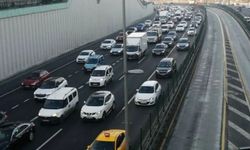 İstanbul'da bir ilçe trafiğe kapatıldı