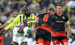 Fenerbahçe, Şampiyonlar Ligi’nde Slavia Prag ile 2-2 berabere kaldı