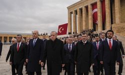 Cumhuriyet'in 103. yılında Erdoğan başkanlığındaki devlet erkanından Anıtkabir'e ziyaret
