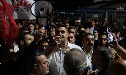 YENİ Parti İzmir İl Başkanı: "Cemil Tugay istifa edene kadar eylemlerimiz sürecek"