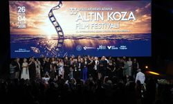 Altın Koza’da ödül gecesi: “Bir Arada Yalnız” geceden iki ödülle ayrıldı