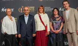 63. Antalya Altın Portakal Film Festivali kırmızı halı geçidiyle başladı
