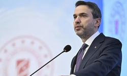 Bakan Bayraktar: Güneş ve rüzgarda 9,9 milyar kilovatsaatlik rekor