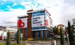 Bayraklı Belediyesi'ne operasyon: 40 kişiye gözaltı kararı