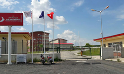 2 ilde düzensiz göç denetimi: 23 kişi yakalandı